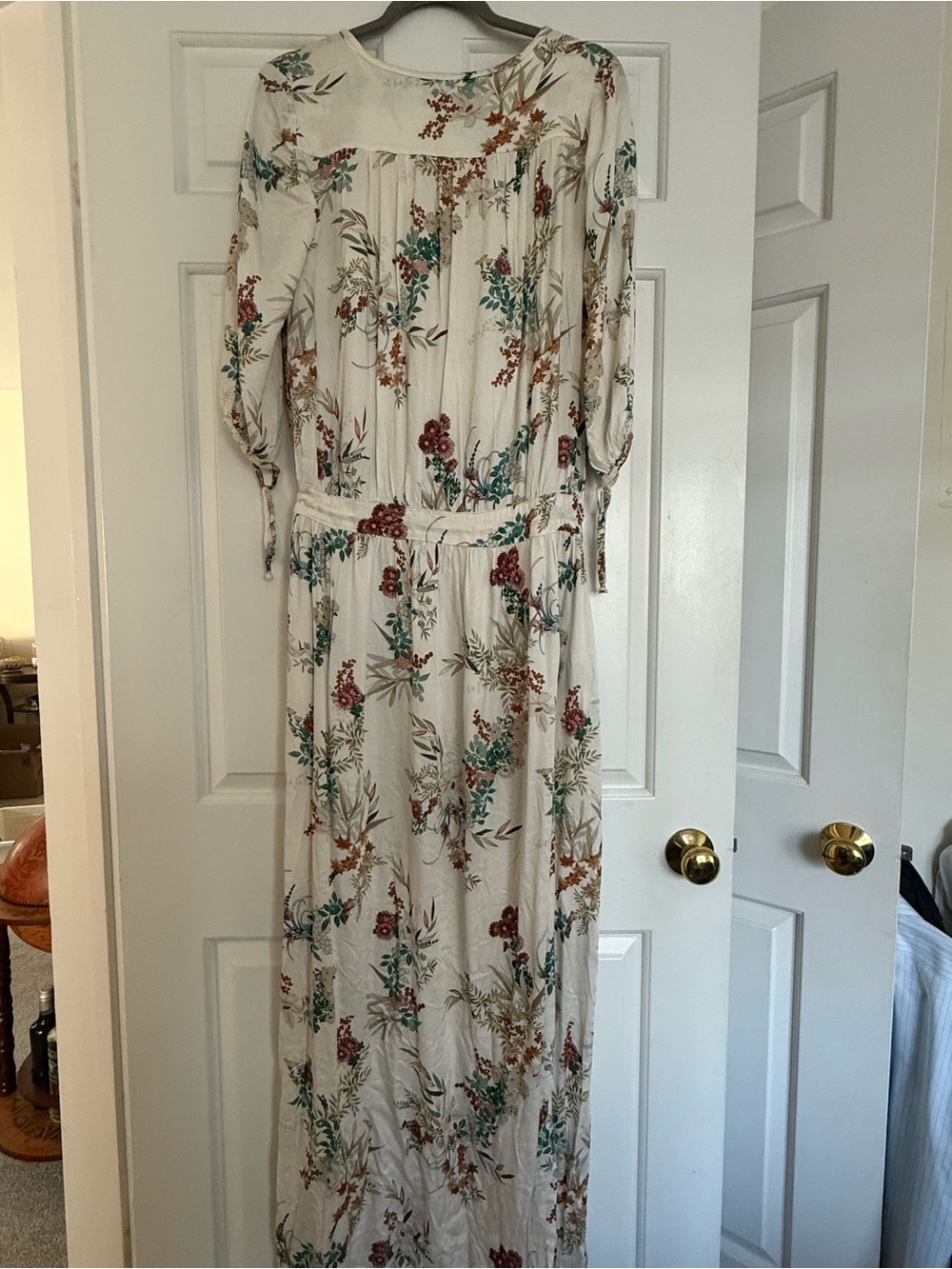 Cream Floral Maxi Dress with Drawstring Waist - Picture 4 of 4